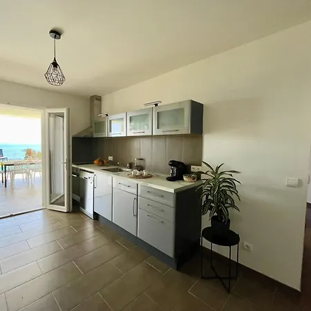 فيلة Selfoss Vue 300m De La *